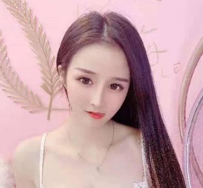 喜欢胸大的可以了解一下，值得推荐。